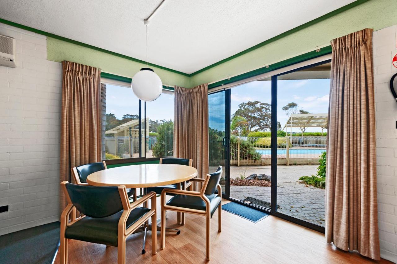 Emmanuel Holiday Apartment Lakes Entrance Exterior photo
